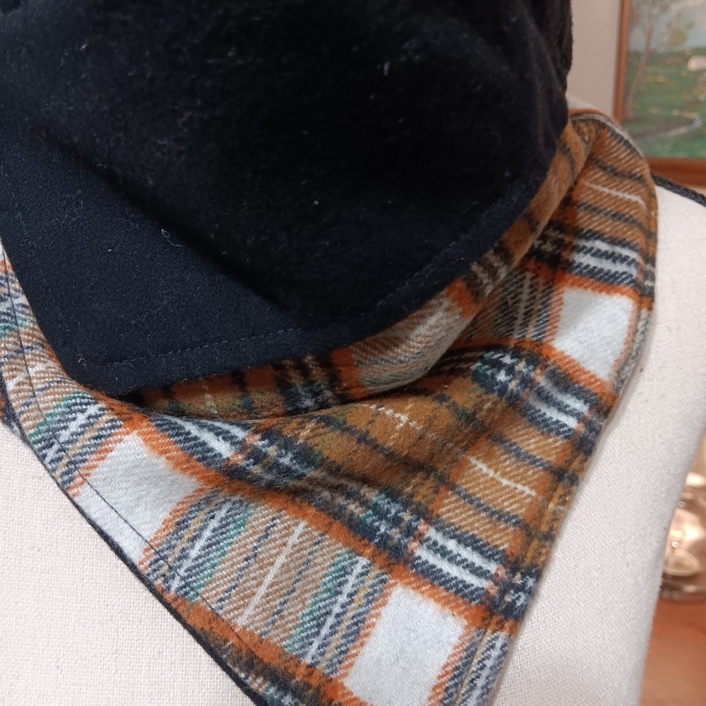 Scarfs - Picture 2 of 4